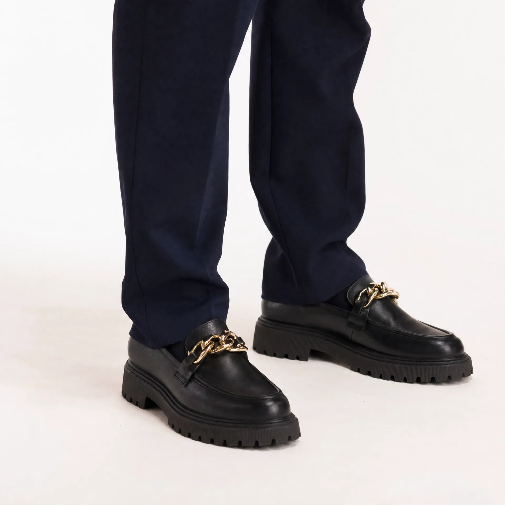Gentry Morris Black Chunky Loafers Gold Chain