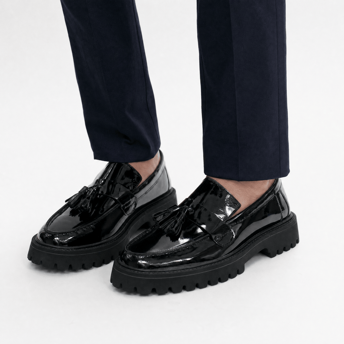 Gentry Morris Black Chunky Loafers Tassel Chain
