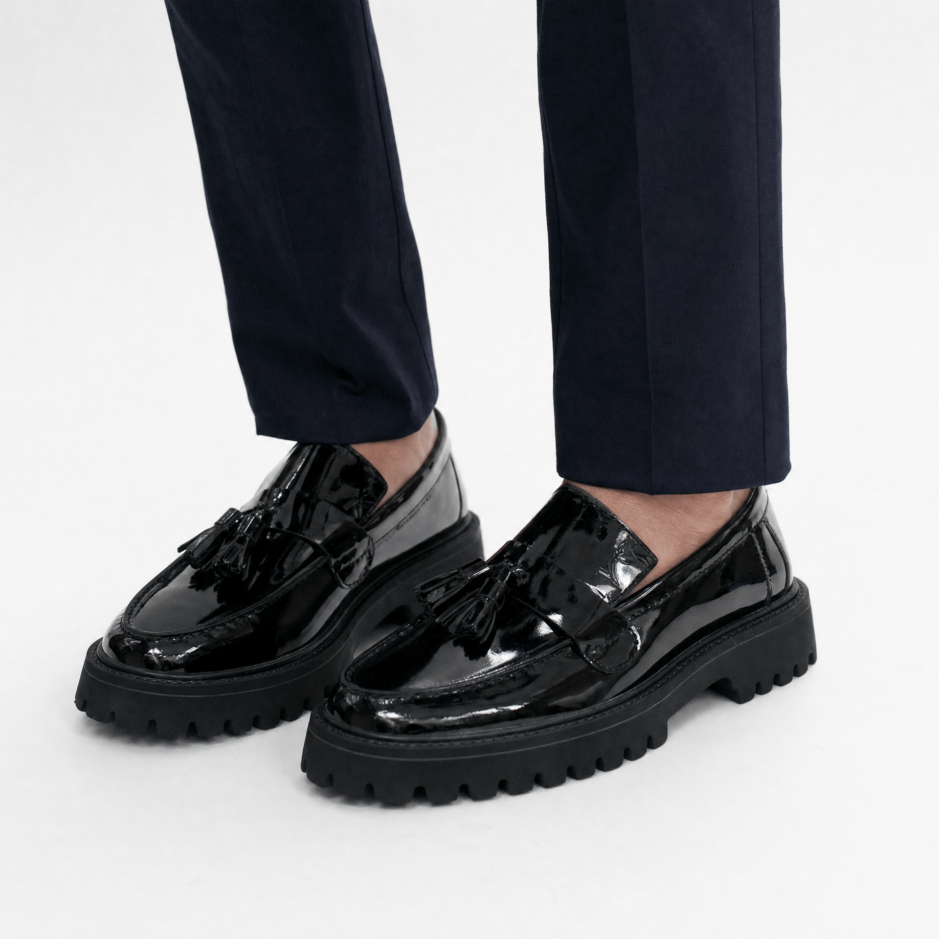 Gentry Morris Black Chunky Loafers Tassel Chain