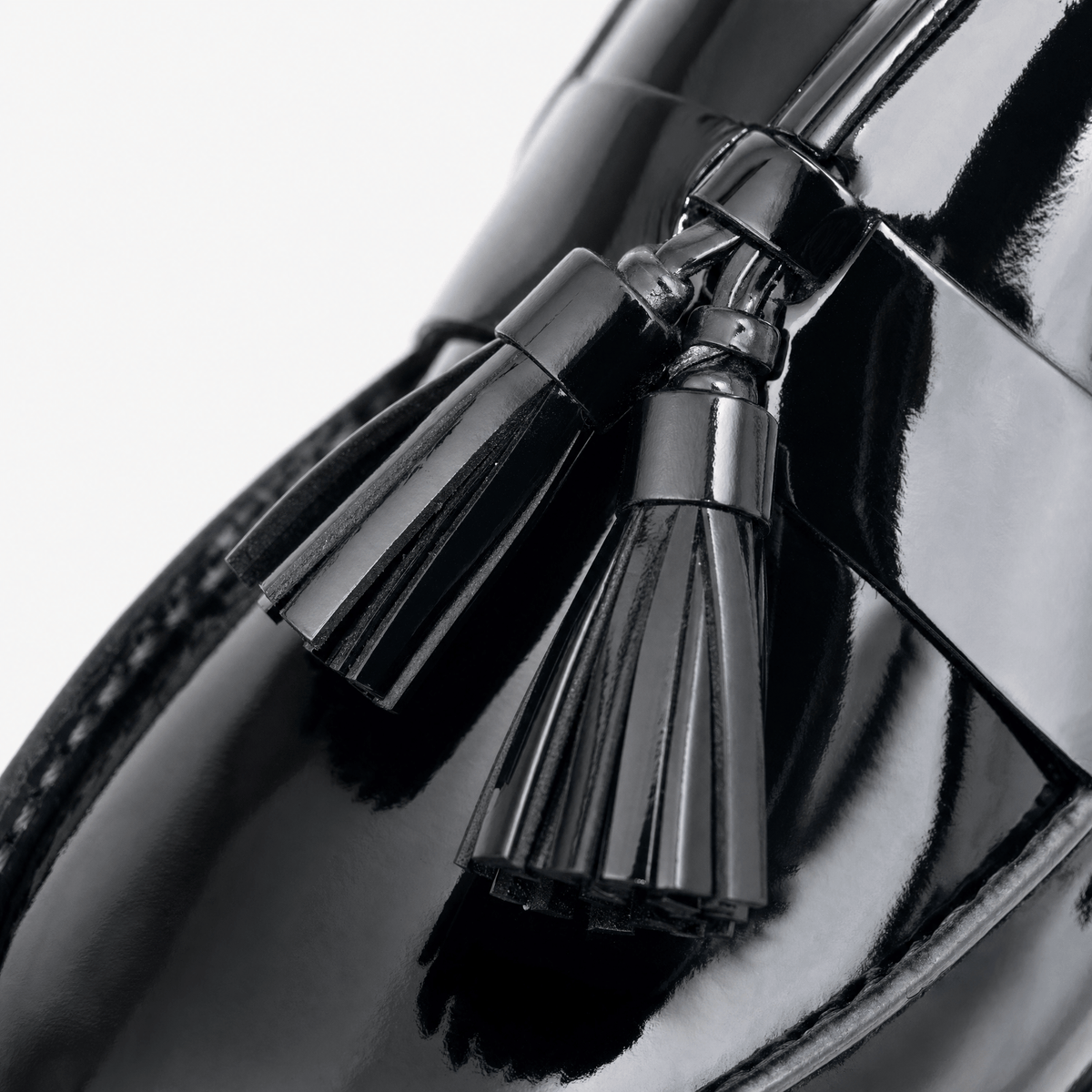 Gentry Morris Black Chunky Loafers Tassel Chain