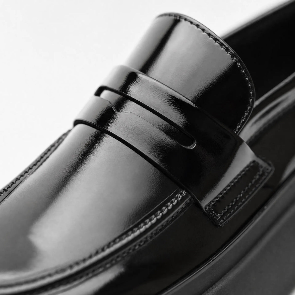 Gentry Morris Black Patent Platform Loafers Men