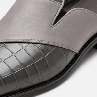 Gentry Morris Men's Grey Croc-Embossed Backless Pointed Toe Loafers