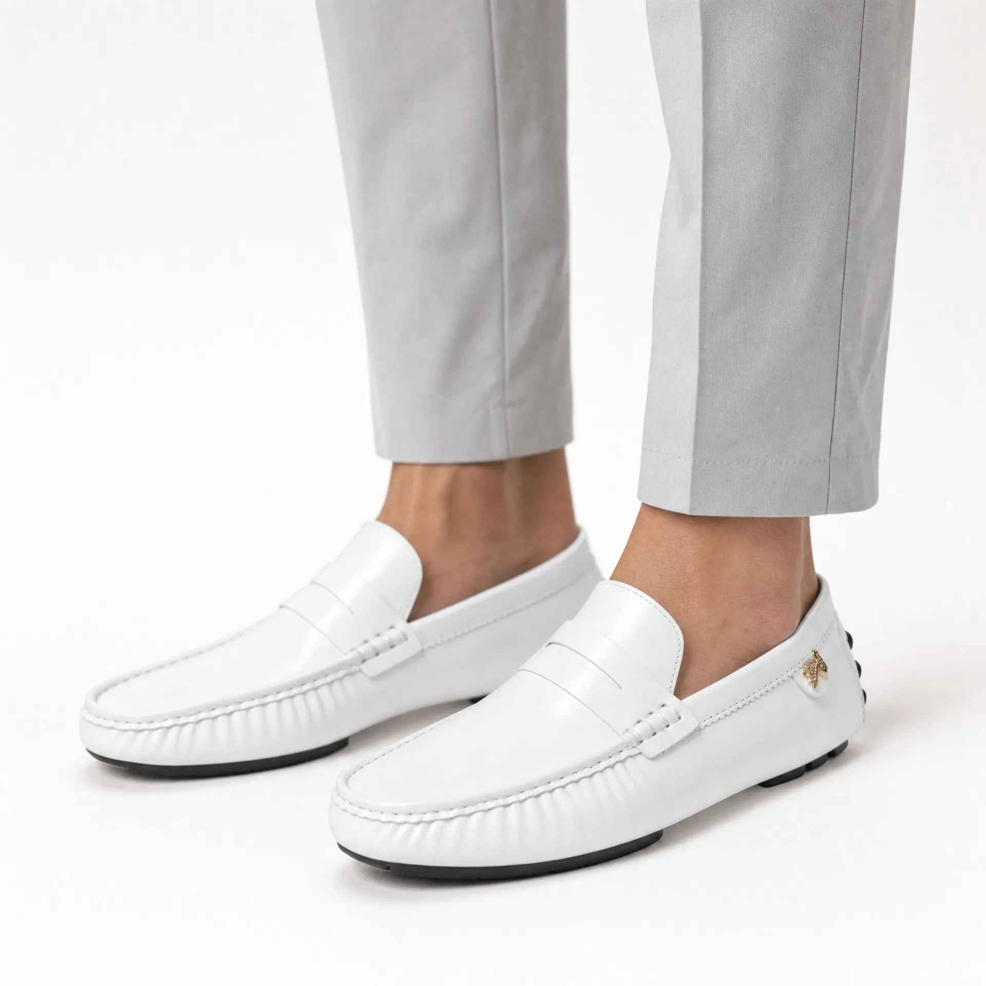 Gentry Morris White Driving Loafers Gold Bee