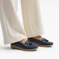 White Gold Buckle Tassel Loafers