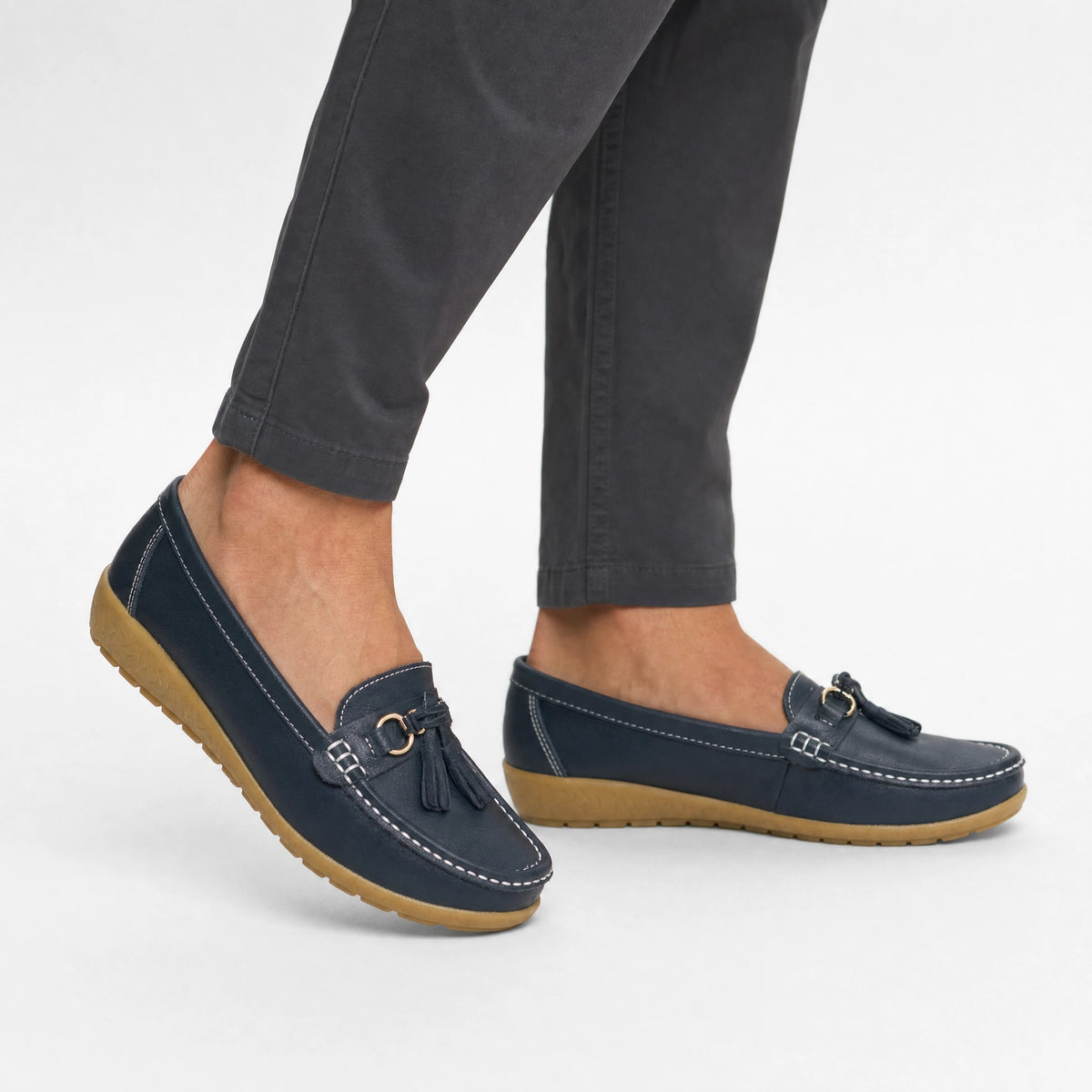 White Gold Buckle Tassel Loafers